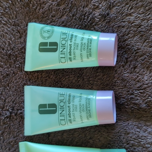 Clinique 7 day scrub cream & all about clean liquid facial soap mild, new - Picture 3 of 8